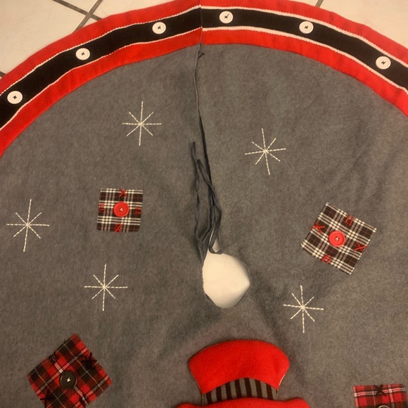 Snowman Tree Skirt (soft fabric) - Picture 3 of 6